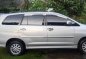 Selling White Toyota Innova 2016 in Caloocan-1