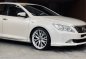 Selling White Toyota Camry 2014 in Muntinlupa-1