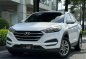 2017 Hyundai Tucson 2.0 GL 4x2 AT in Makati, Metro Manila-2