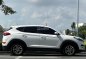 2017 Hyundai Tucson 2.0 GL 4x2 AT in Makati, Metro Manila-13