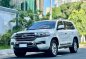 2016 Toyota Land Cruiser Premium 4.5 4x4 White Pearl AT in Manila, Metro Manila-9
