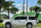 White Ford Everest 2014 for sale in Makati-8