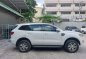 White Ford Everest 2018 for sale in Automatic-1