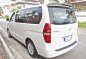 Selling White Hyundai Grand starex 2009 in Quezon City-2