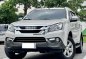 Selling White Isuzu Mu-X 2016 in Makati-6