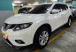 Selling Pearl White Nissan X-Trail 2015 in Quezon City-2