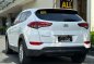 Selling White Hyundai Tucson 2017 in Makati-3