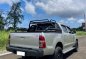White Toyota Hilux 2014 for sale in Bacoor-4