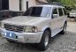 White Ford Everest 2005 for sale in Manual-0
