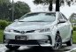 White Toyota Corolla altis 2017 for sale in Automatic-2