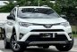 Selling White Toyota Rav4 2018 in Makati-0