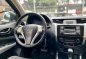 Selling White Nissan Navara 2017 in Manila-6