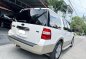 Selling White Ford Expedition 2010 in Bacoor-4
