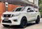 Selling White Nissan Navara 2017 in Manila-4