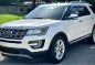 White Ford Explorer 2017 for sale in Automatic-1