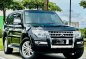 Selling White Mitsubishi Pajero 2015 in Makati-3