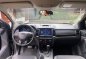 White Ford Everest 2016 for sale in Quezon City-2