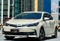 White Toyota Corolla altis 2018 for sale in Makati-2