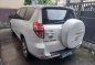 Selling White Toyota Rav4 2011 in Quezon City-0