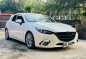 Pearl White Mazda 3 2014 for sale in Automatic-5