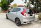 Selling White Honda Jazz 2018 in Manila-9