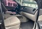 Selling White Kia Carnival 2016 in Manila-6