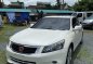 Pearl White Honda Accord 2009 for sale in Automatic-2
