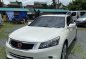 Pearl White Honda Accord 2009 for sale in Automatic-1