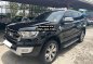 Selling White Ford Everest 2017 in Mandaue-1