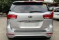 White Kia Grand carnival 2016 for sale in Automatic-3