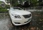 Selling White Toyota Camry 2007 in Makati-2
