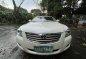 Selling White Toyota Camry 2007 in Makati-3