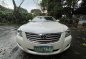 Selling White Toyota Camry 2007 in Makati-4