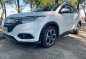 White Honda Hr-V 2019 for sale in Automatic-5