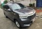 Selling White Toyota Avanza 2017 in Quezon City-2