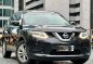 Selling White Nissan X-Trail 2015 in Makati-9