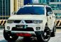 Selling White Mitsubishi Montero 2012 in Makati-1