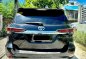 Selling White Toyota Fortuner 2017 in Las Piñas-4