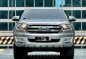 Selling White Ford Everest 2016 in Makati-1