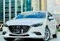 Selling White Mazda 3 2018 in Makati-1