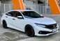 Green Honda Civic 2020 for sale in Manila-4