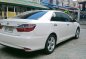 Pearl White Toyota Camry 2015 for sale in Automatic-5