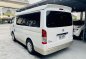 Pearl White Toyota Hiace 2016 for sale in Las Piñas-2