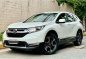 Selling White Honda Cr-V 2018 in Manila-0