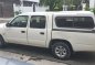 White Toyota Hilux 2003 for sale in Makati-0