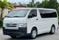 Selling White Toyota Hiace 2019 in Manila-2