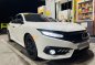 Selling White Honda Civic 2019 in Manila-2