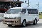 Selling Pearl White Toyota Hiace Super Grandia 2006 in Parañaque-3