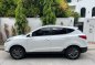 Selling White Hyundai Tucson 2016 in Taguig-1