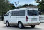 Selling Pearl White Toyota Hiace Super Grandia 2006 in Parañaque-5